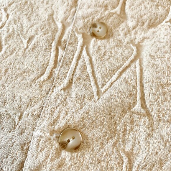 Vintage 3D Woven Letters Beige Tan Vest Academia Prep Coastal Grandma Cottage - Picture 4 of 10